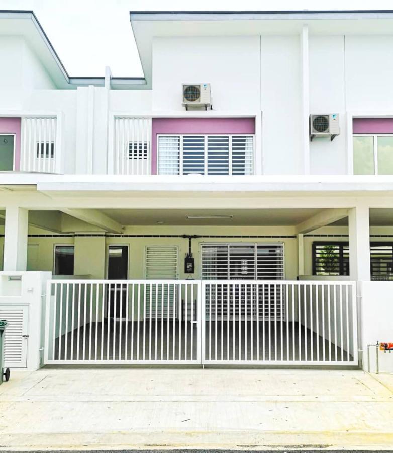Holiday Homestay Seremban Luaran gambar