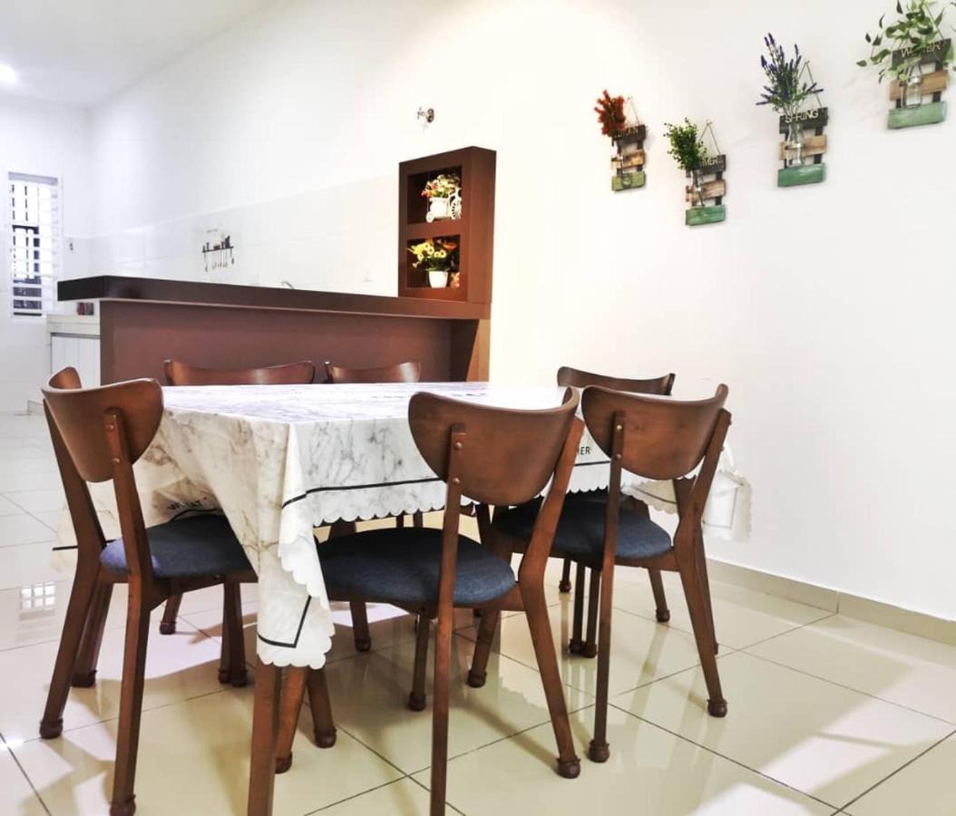 Holiday Homestay Seremban Luaran gambar